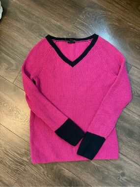 Talbots Women's V-Neck Ribbed Sweater in Hot Pink with Navy Trim M